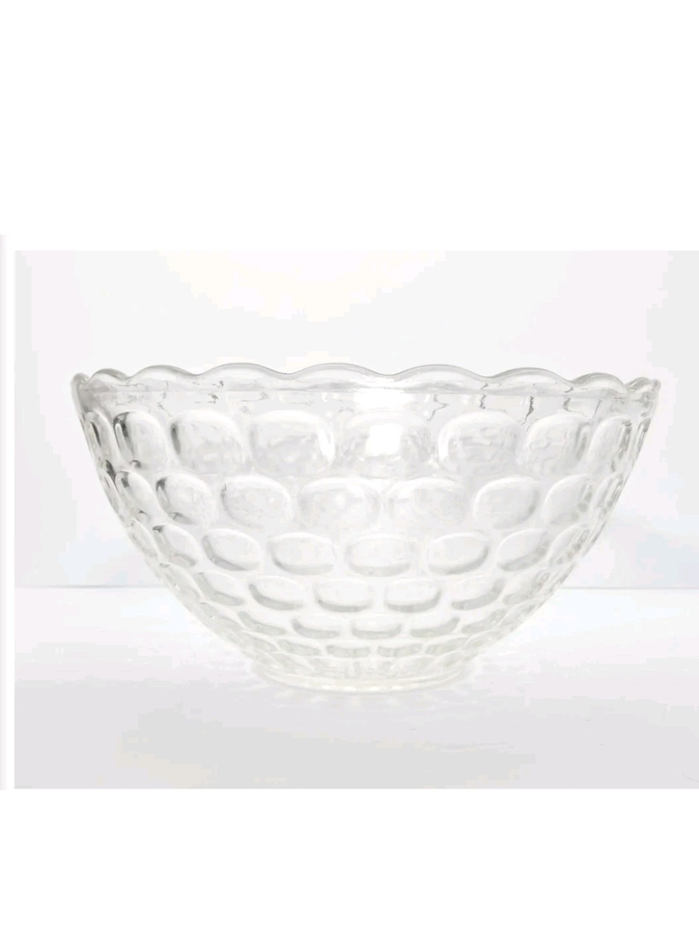 This is a vintage 1960s Federal Glass clear glass punch